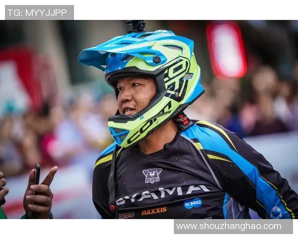 重庆极限运动队与南京极限运动队赛后复盘分析及比赛节奏对比探讨 重庆极限运动队与南京极限运动队赛后复盘分析及比赛节奏对比探讨